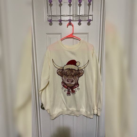 Freeze Tops - Highland Cow Christmas Sweatshirt